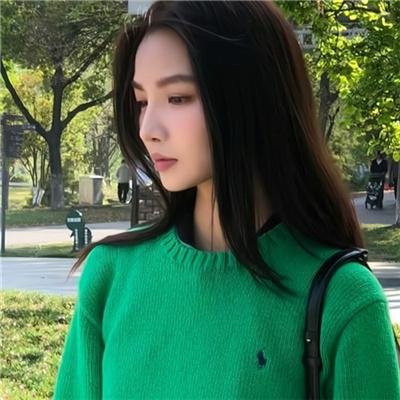 华丽的她海报